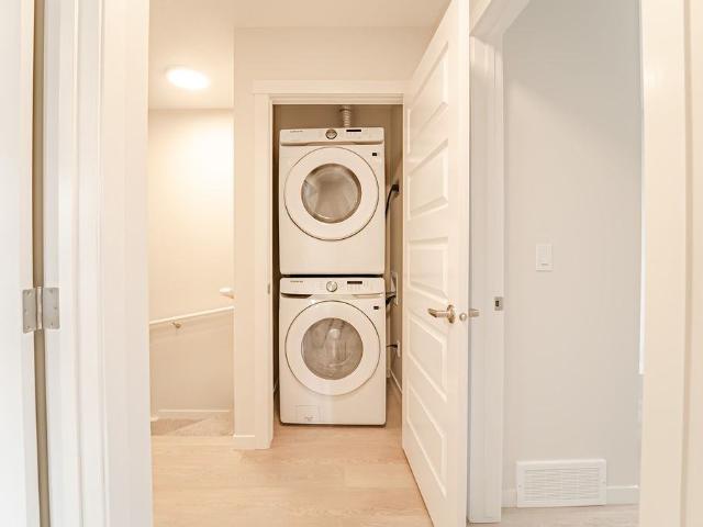 SF168 | 3 Bed, 2.5 Bath Townhouse Mahogany SE Calgary 3 Bedroom Home for Rent at 20 Masters Dr Se, Calgary, AB T3M 3P8 Mahogany