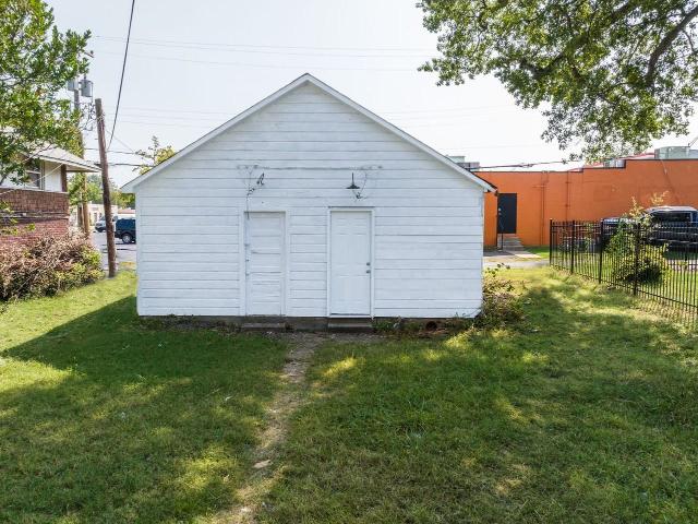 SF 065 16 & 18 North 15th Street Duplex 2 Bedroom Apartment for Rent at 16 N 15th St, Fort Smith, AR 72901