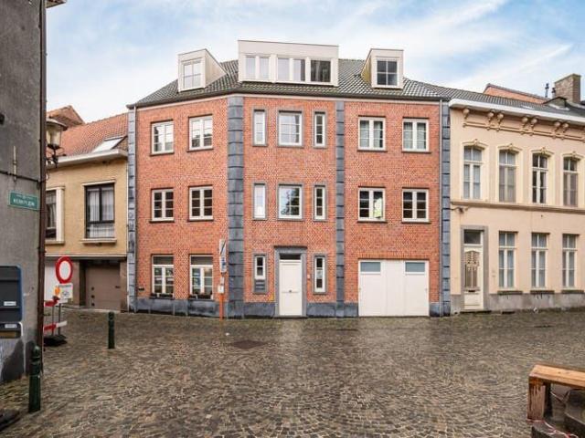 Sfeervol appartement te huur in het hart van Eeklo