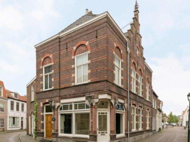 Sfeervolle bovenwoning in het centrum