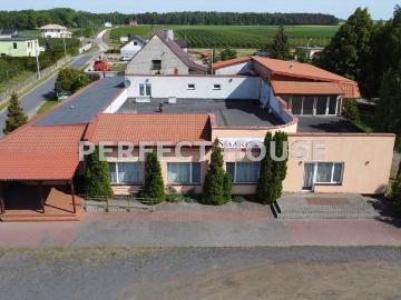 Obiekt 770 m² z rozbudową, restauracją i motelami