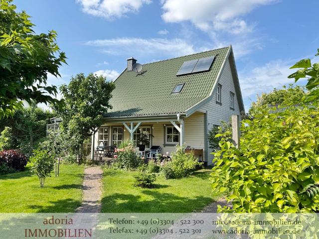 Skandinavischer Wohntraum – hochwertiges norwegisches Holzhaus mit Sauna und Garten Baujahr 2014