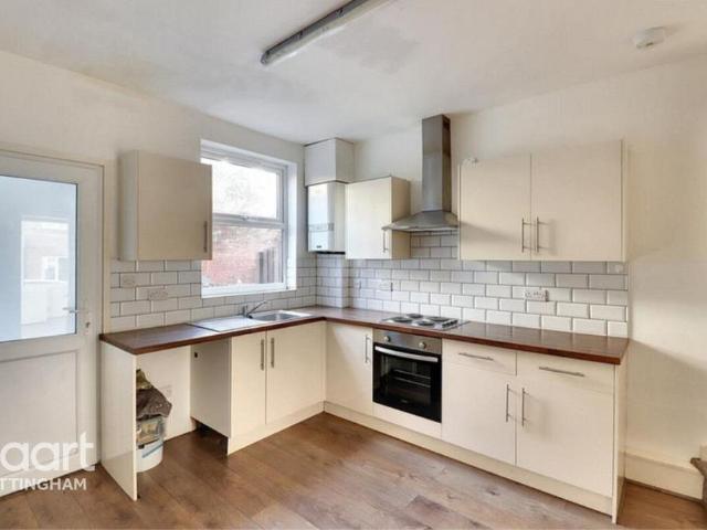 Sketchley Street, Nottingham 3 bed terraced house to rent £950 pcm £219 pw