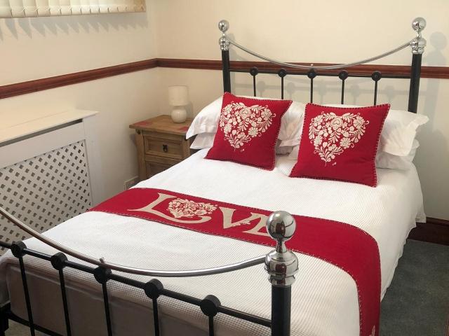 Sketty Road, Uplands, Swansea SA2 0EU StudentDigz Ltd
