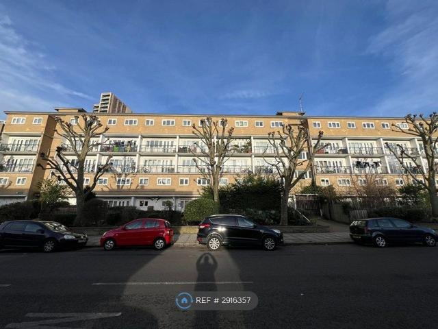 Skeggs House, London E14, 3 bed flat to rent, £2,500 pcm | PrimeLocation