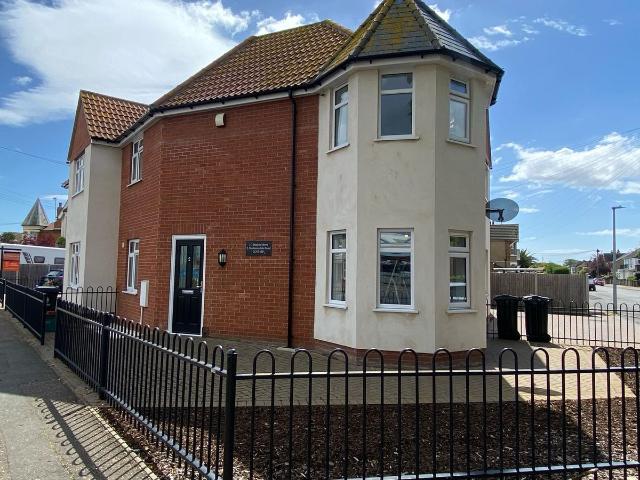 Skelmersdale Road, Clacton On Sea CO15, 2 bed terraced house to rent, £1,095 pcm | PrimeLocation