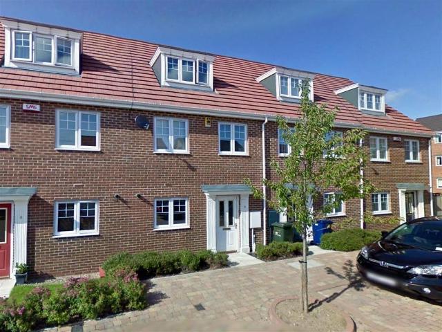 Skendleby Drive, Newcastle Upon Tyne NE3, 3 bed town house to rent, £1,100 pcm | PrimeLocation