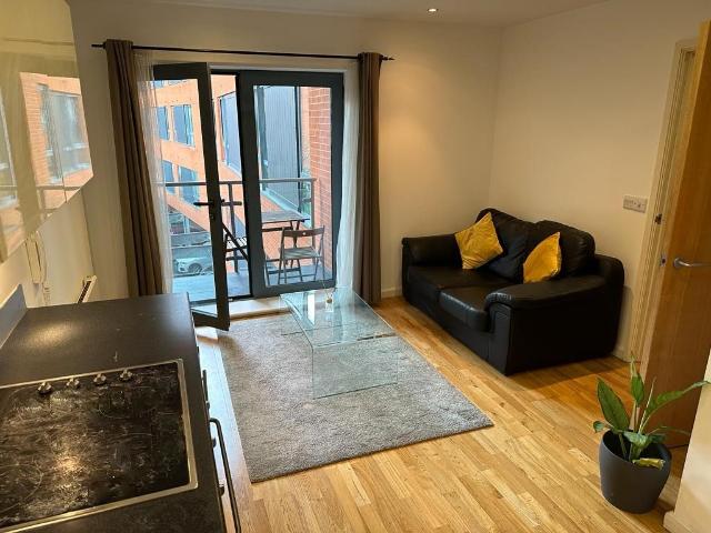 Skinner Lane, Leeds LS7, 1 bed flat to rent, £825 pcm | PrimeLocation