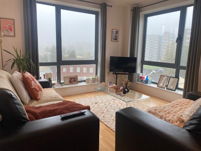 Skinner Lane, Leeds LS7, 2 bed flat to rent, £1,095 pcm | PrimeLocation