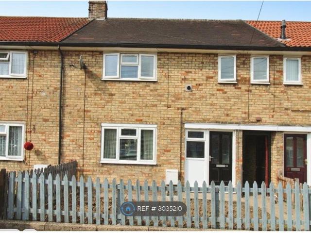 Skipwith Close, Hull HU6, 3 bed terraced house to rent, £910 pcm | PrimeLocation