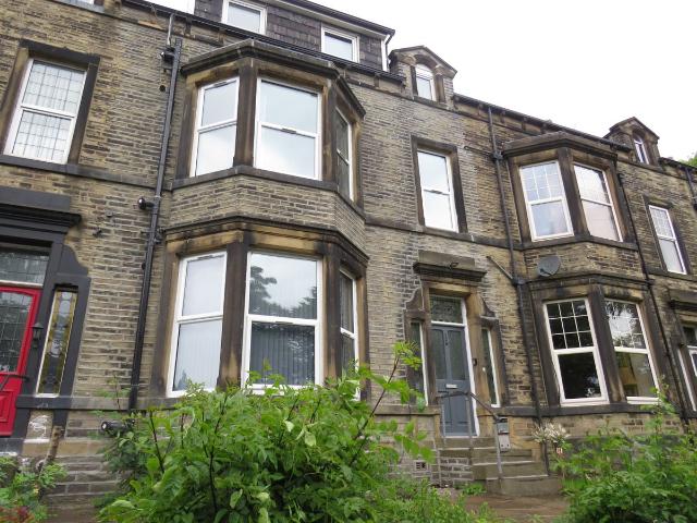 Skircoat Road, Halifax HX1, 1 bed flat to rent, £650 pcm | PrimeLocation