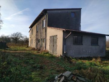 Dom do remontu na dużej działce 2000 m2 w Skrzyńsku