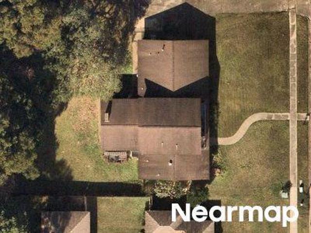 Skywood Dr