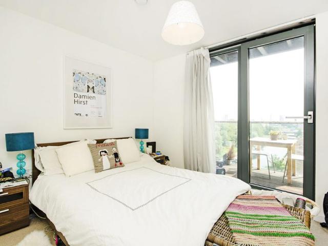 Sky Apartments, Homerton, London, E9 1 bed flat to rent £2,250 pcm £519 pw