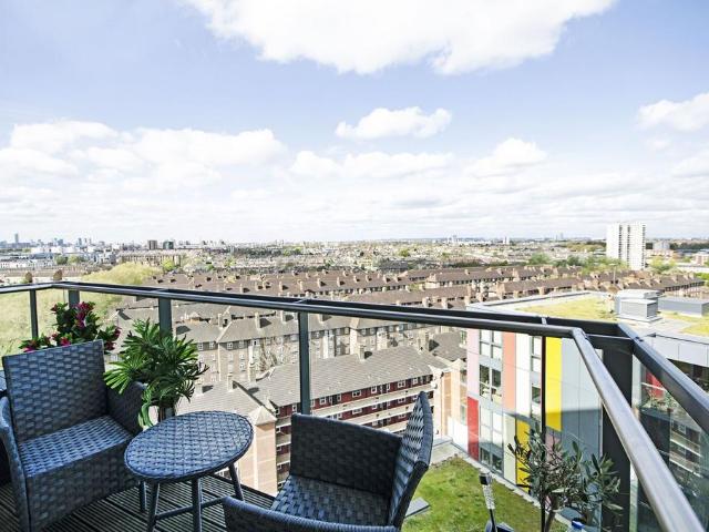 Sky Apartments, Homerton, London, E9 1 bed flat to rent £2,600 pcm £600 pw
