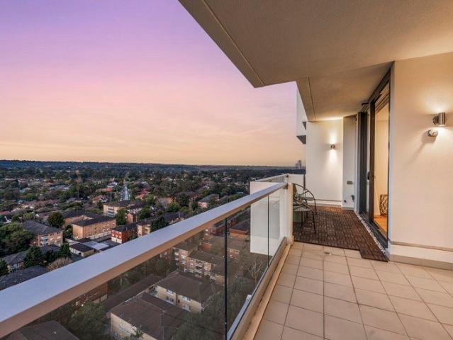 Sky High Luxury with Spectacular Panoramic Views