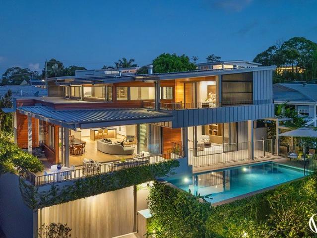 Architecturally Designed Coastal Retreat with Sweeping Ocean Views
