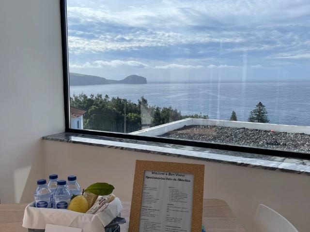Sky T2 | Sea and Pool View in Varadouro, Faial
