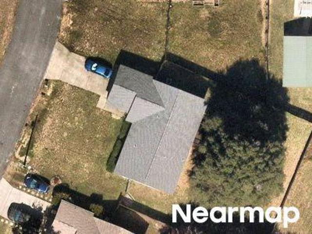 Skyhawk Dr