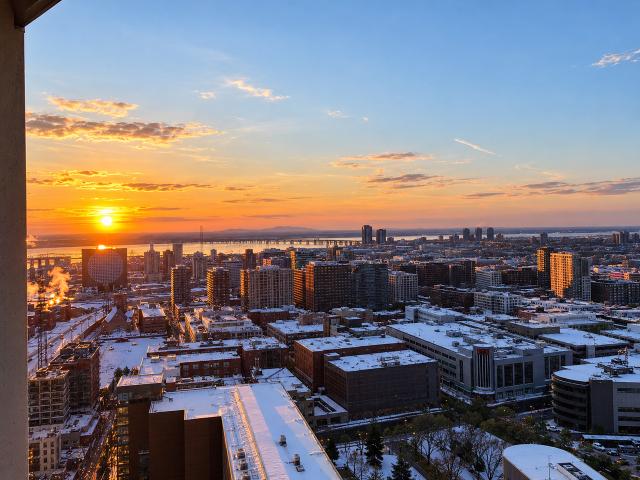 Skyla 1 Bedroom Apartment for Rent at 900 Rue Saint Jacques, Montréal, QC H3C 1A5 Vieux Montréal