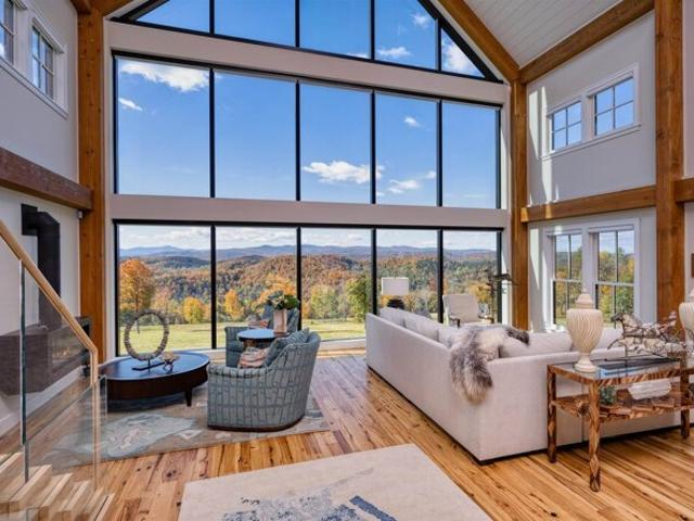 Skyland Ln, Woodstock, Home For Sale