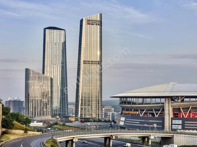 Skyland Vadistanbul 61.kat 4+1 Teraslı İstanbul Manzara Rezidans