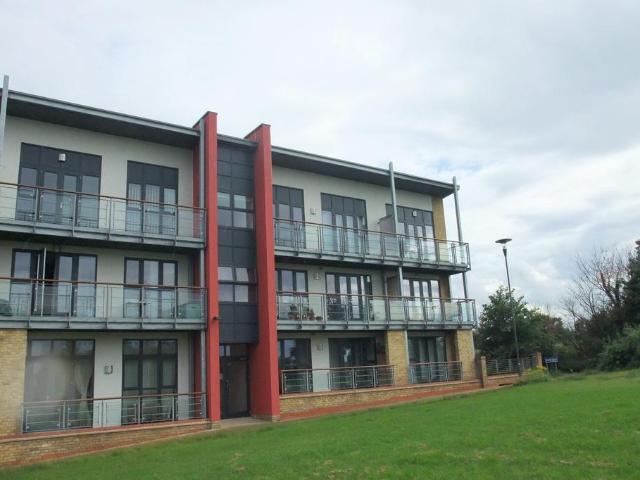Skylark Avenue, DA9 9TS 1 bed flat to rent £1,150 pcm £265 pw