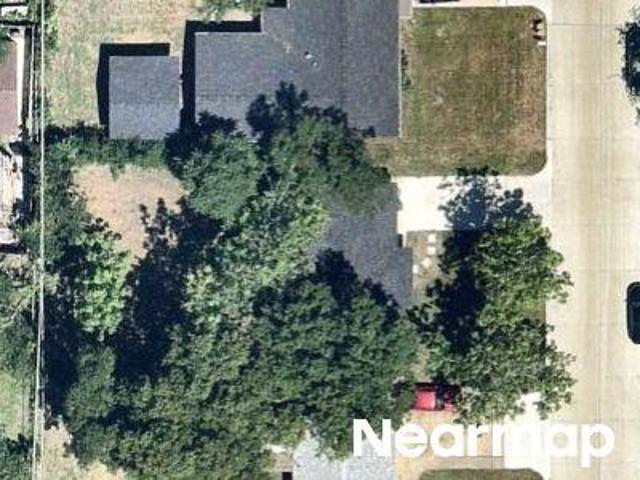 Skylark Dr