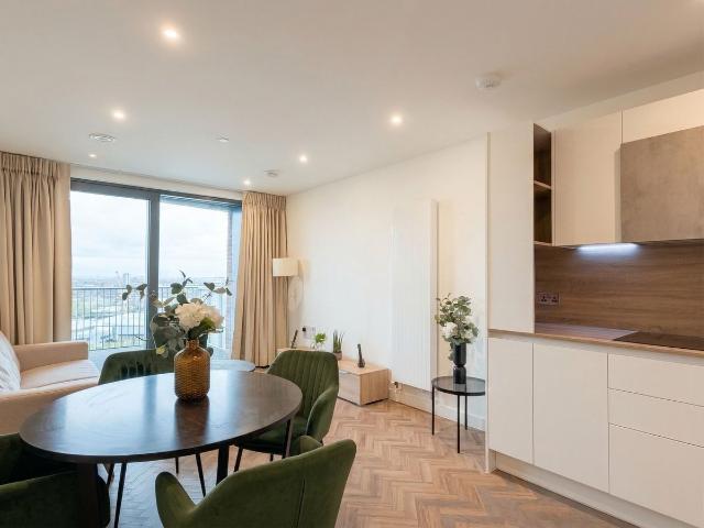 Skyline Apartments, Bromley By Bow E3, 2 bed flat to rent, £2,800 pcm | PrimeLocation