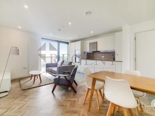 Skyline Apartments, Makers Yard E3, 2 bed flat to rent, £2,475 pcm | PrimeLocation