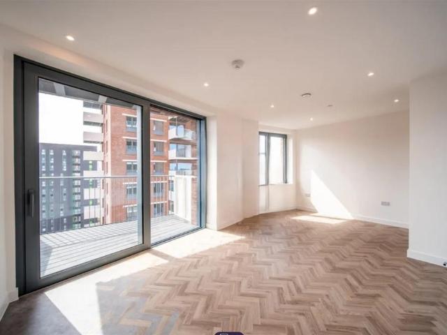Skyline Apartments, Makers Yard, E3 Studio to rent £1,850 pcm £427 pw