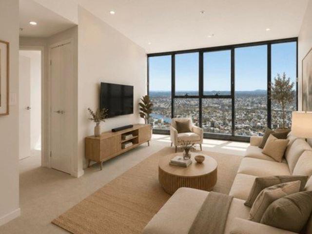 Skyline Living ! Elegant 2BR with Panoramic Skyline Floor to Ceiling Views, One Muti purpose room with one car space on Level 80