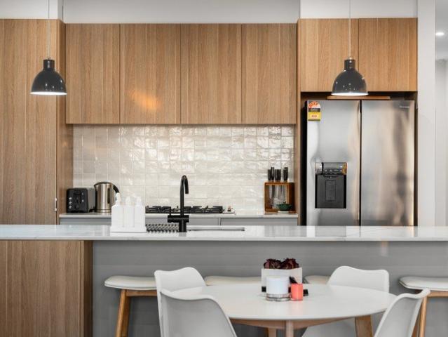 Skyline Living Meets Cosmopolitan Energy