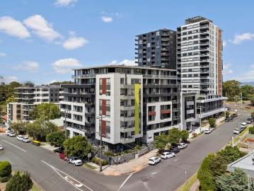 Charlestown, Newcastle, Newcastle - Balcony