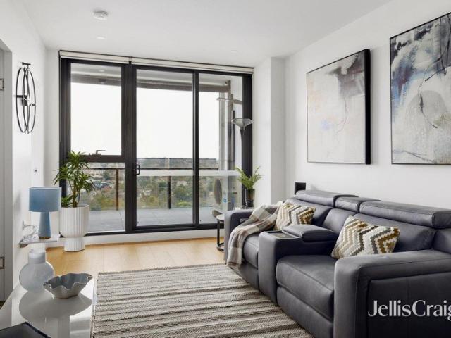 Skyline Views & Resort Style Luxury in the Heart of Box Hill