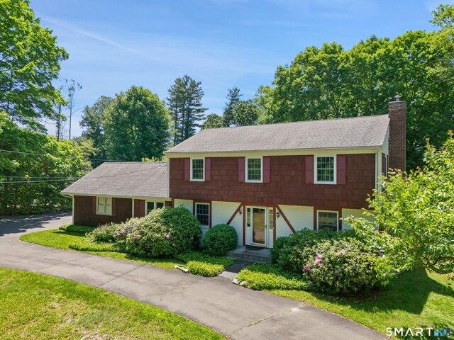 Skymeadow Dr, Stamford, Home For Sale