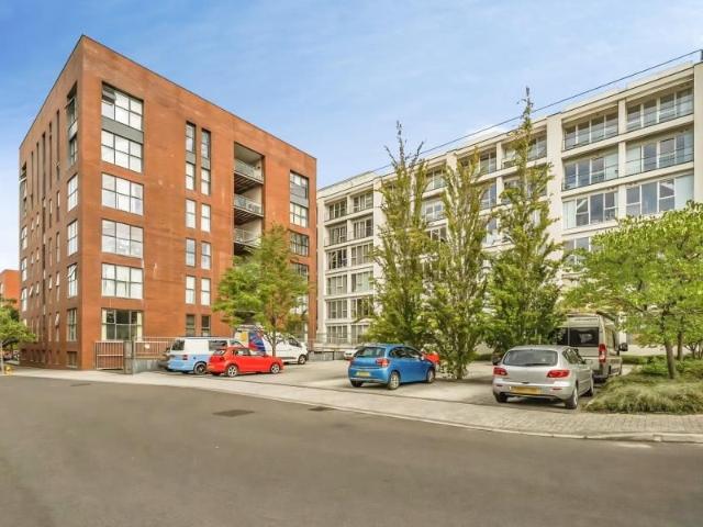 Skypark Road, Bedminster, Bristol BS3, 2 bed flat to rent, £1,550 pcm | PrimeLocation