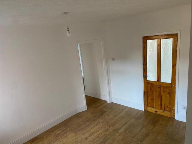 Shotton Avenue, Blyth 2 bed apartment to rent £695 pcm £160 pw