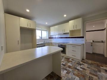 SHOUSE IN BREWONGLE