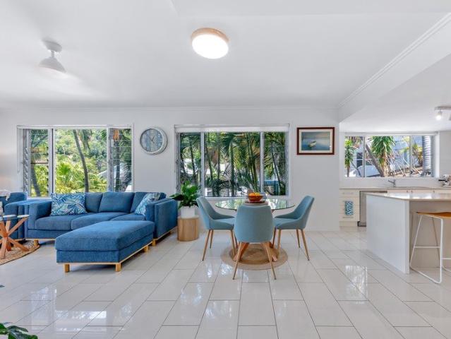 Show Home Ready Tropical Retreat | Holiday Let Potential