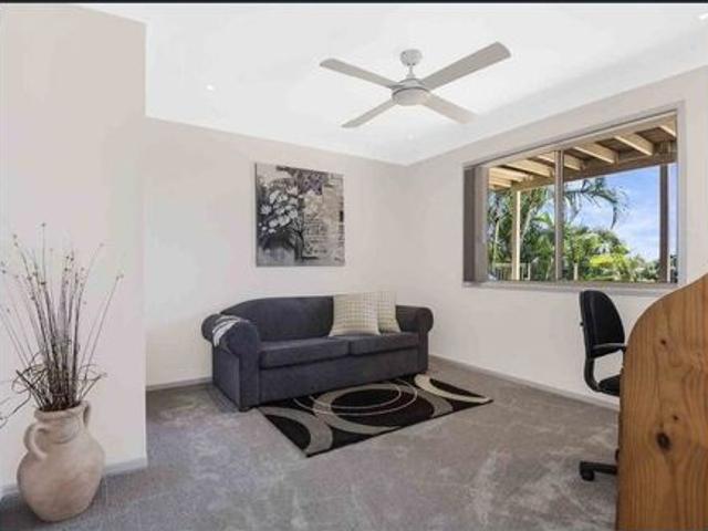 Showcasing Spectacular Broadwater and Coastal Views