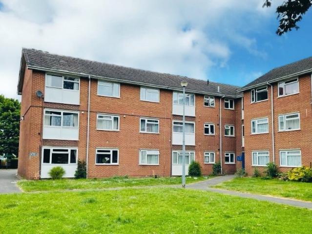 Shobnall Close, Burton On Trent DE14, 1 bed flat to rent, £600 pcm | PrimeLocation