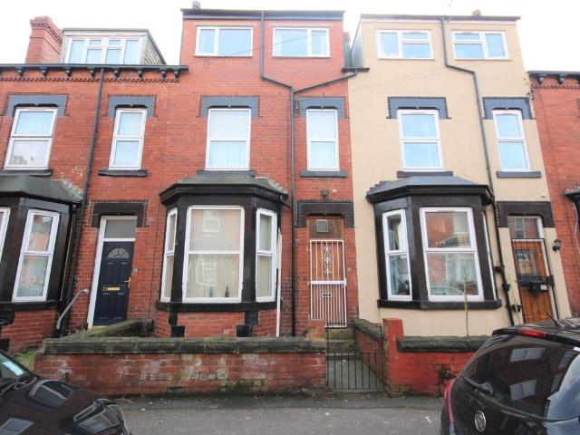 Sholebroke Place, Leeds 7 LS7, 1 bed flat to rent, £650 pcm | PrimeLocation