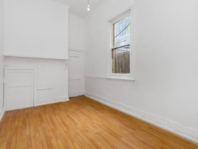 Shop Top Apartment