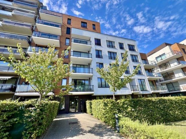Shopping de Woluwe appt récent 2ch avec terrasse & parking