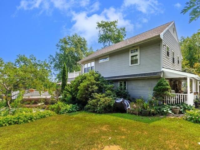 Shore Dr, Salem, Home For Sale