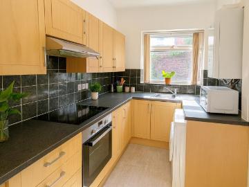 Shoreham Street, Sheffield S2 4 bed house to rent £2,028 pcm £468 pw