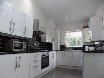 Shoreham Street, Sheffield S2 5 bed terraced house to rent £2,058 pcm £475 pw
