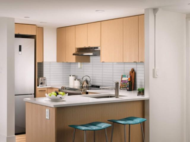 Shoreline West End 1 Bedroom 1 Bathroom Apartment for Rent