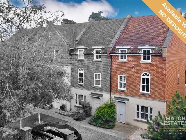 Shorncliffe Road, Folkestone CT20 4 bed end of terrace house to rent £2,000 pcm £462 pw